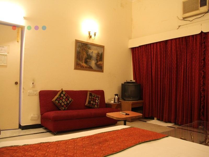 Alka Premiere Hotel New Delhi Eksteriør billede