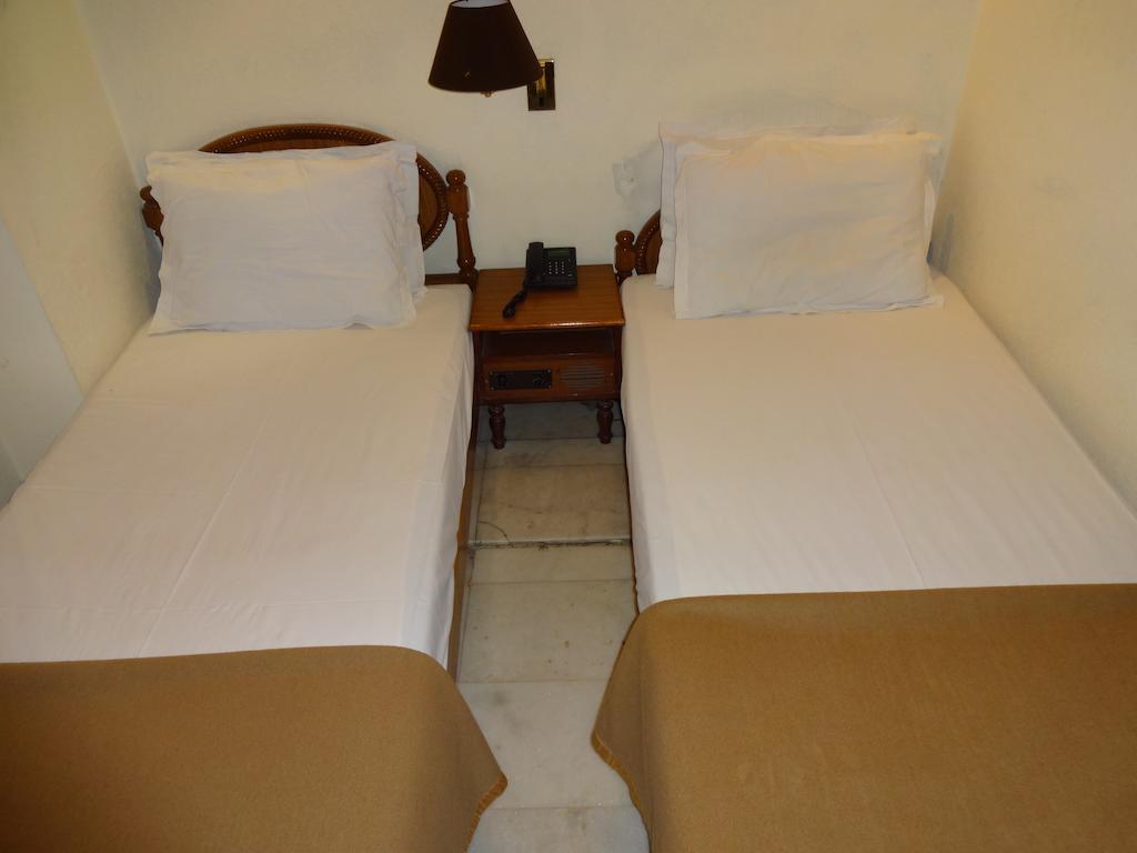 Alka Premiere Hotel New Delhi Værelse billede